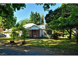 1210 Beatrice Ave, Gladstone, OR