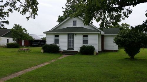 647 Sandy Hook Rd, Shawboro, NC 27973-9639