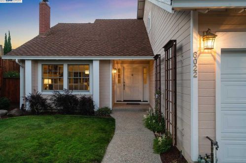 6022 Slopeview Ct, Hayward, CA 94552-1646