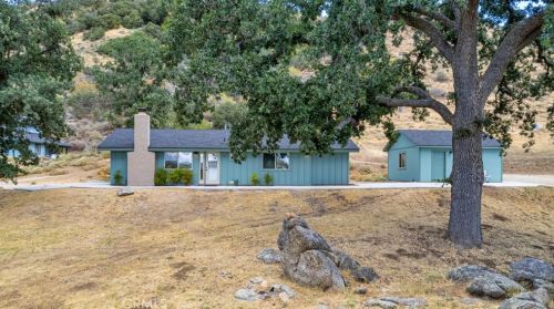 23880 Coyote Ct, Tehachapi, CA 93561-9213