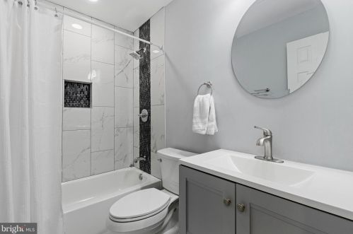 5002 Ten Mills Rd, Columbia MD  21044-1539 exterior