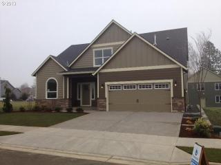 1958 Crater Ln, Newberg, OR 97132-2618