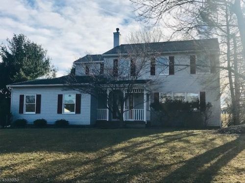 17 Redwood Ter, Flemington, NJ 08822-3022