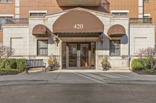420 Burlington Ave, Burr Ridge, IL