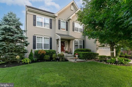 15 Banbury Rd, Lumberton Township, NJ 08048-4546