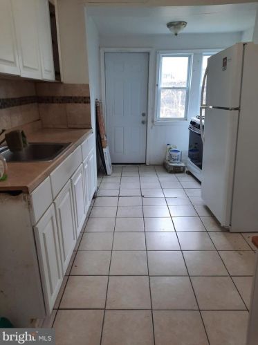 3441 Hurley St, Philadelphia, PA 19134-1114