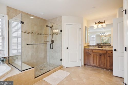 13509 Moonlight Trail Dr, Silver Spring MD 20906-6700 exterior