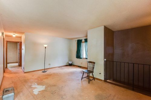 153 Bates Ave, Saint Paul MN  55106-6330 exterior
