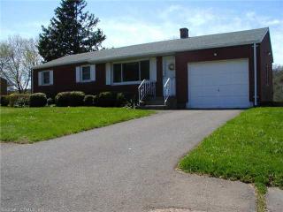 101 Westfield Ter, Middletown, CT 06457-2465