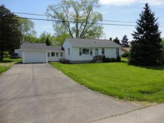 41061 2nd St, Antioch, IL 60002-2203