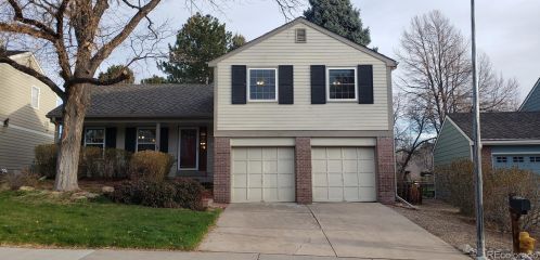 5827 Hinsdale Pl, Englewood, CO 80112-1502