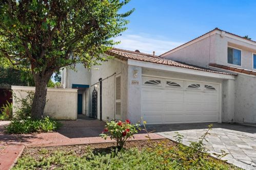 22572 Lake Forest Ln, El Toro, CA 92630-3026