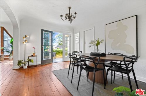 1212 Cedar St, Glendale CA  91207-1427 exterior