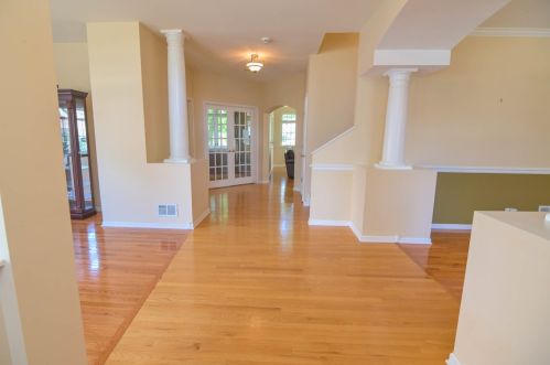 6110 Murifield Dr, Gurnee, IL 60031-5357