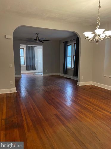 41 New Cedar Ln, Trenton NJ  08610-6319 exterior