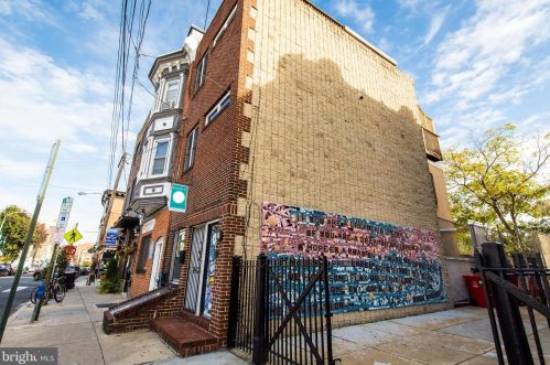 711 5th St, Philadelphia PA  19147-3043 exterior