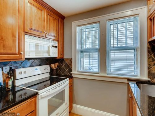 963 James Ave, Saint Paul MN  55102-3329 exterior