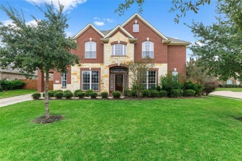 17102 Winter Hedge Ct, Richmond TX  77407-2602 exterior