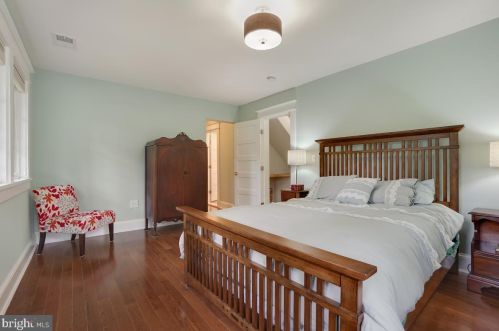 7314 Maple Ave, Silver Spring MD 20912-4318 exterior