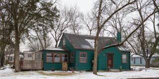 307 Vine St, Millington, IL 60537-1096