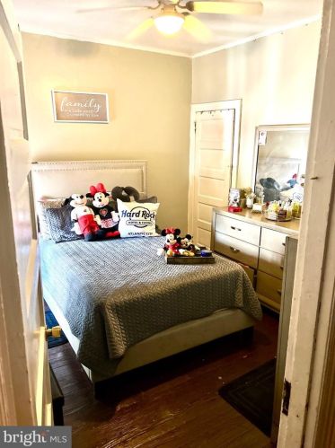 2816 22nd St, Philadelphia PA 19140-3830 exterior