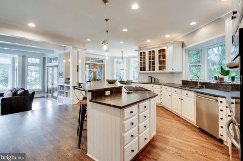 612 Cpe Mckinsey Dr, Severna Park MD 21146-4057 exterior