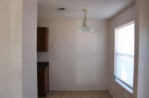 7004 Nohl Ranch Rd, Fort Worth TX  76133-8175 exterior