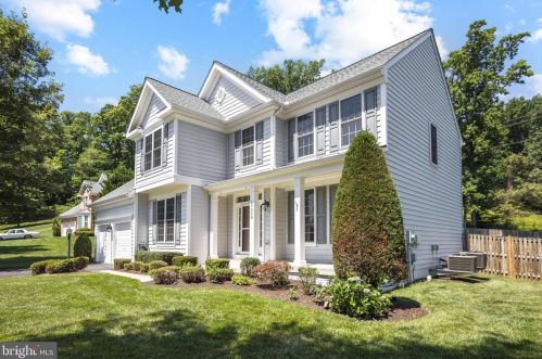 19308 Bothwell Ct, Triangle VA  22172-2341 exterior