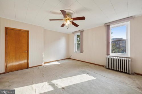 1636 12 St, Philadelphia PA 19148-1002 exterior