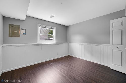 1926 Springside Dr, Naperville IL  60565-2242 exterior