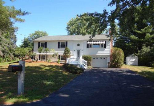 24 Elizabeth Ter, Laconia, NH 03246-2348