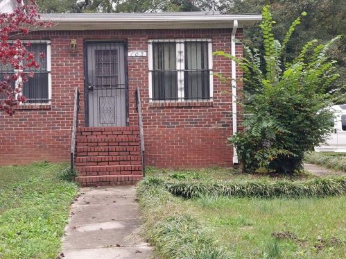 105 Brownlee Rd, Atlanta GA 30311-2226 exterior