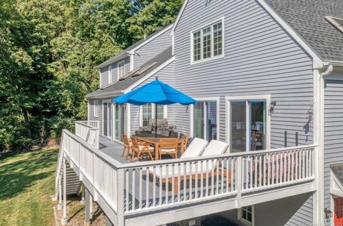 26 Ruscoe Rd, Wilton CT  06897-1424 exterior