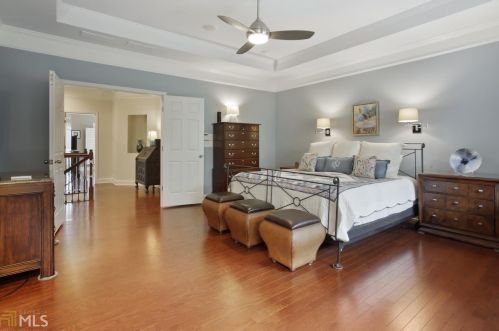 5579 High Point Ave, Atlanta GA  30342-0026 exterior