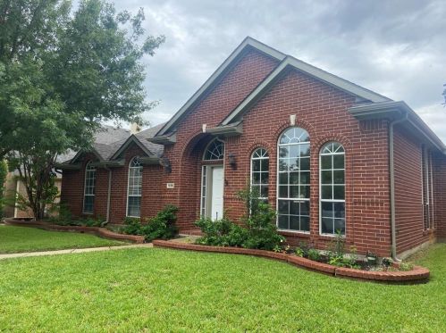 1696 Yosemite Dr, Lewisville, TX 75077-2476