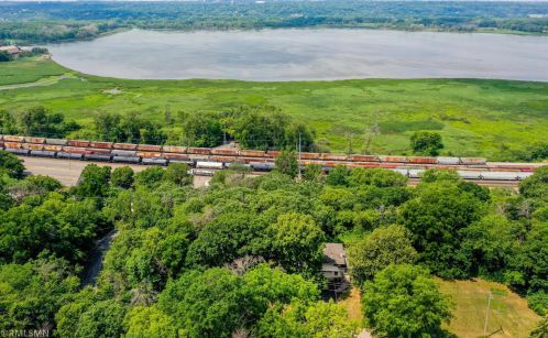 805 Brookline Ave, Saint Paul MN  55119-5317 exterior