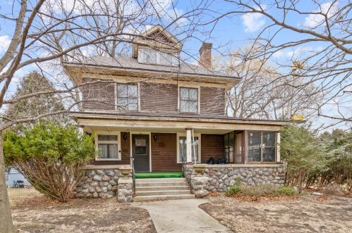 103 Diggins St, Alden, IL 60033-2346