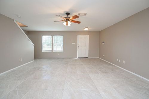 16754 Thrasher Dr, Conroe TX  77385-3784 exterior
