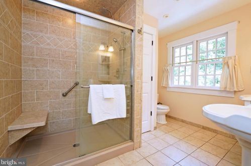 2144 Lawrence Rd, Trenton NJ 08648 exterior