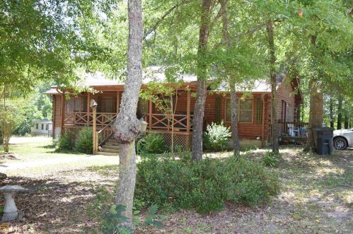 990 Mary Johnson Dr, Franklin, GA 30217-6357