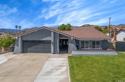 25774 Mesa Ct, San Bernardino, CA 92404-3074