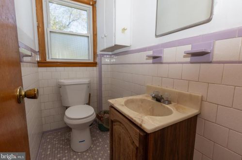 426 Holiday Dr, Aberdeen MD  21001-1813 exterior