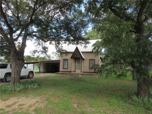 205 Mayben St, Rising Star, TX 76471-5434