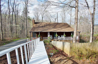 204 Pine Ridge Rd, Hardy, VA 24101-3158