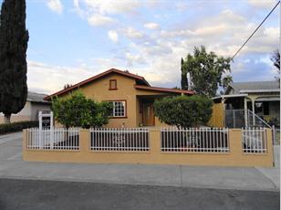 230 Carnegie Dr, Milpitas, CA 95035-5911