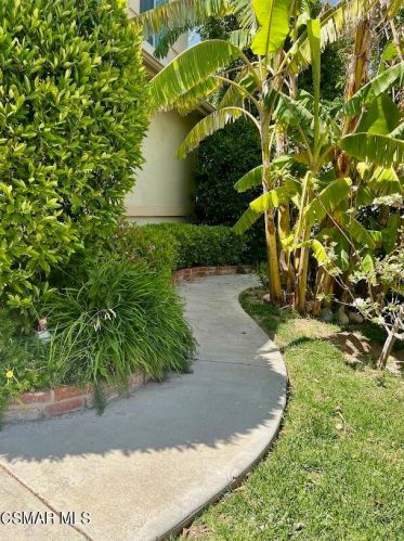847 Appleton Rd, Simi Valley CA  93065-5114 exterior