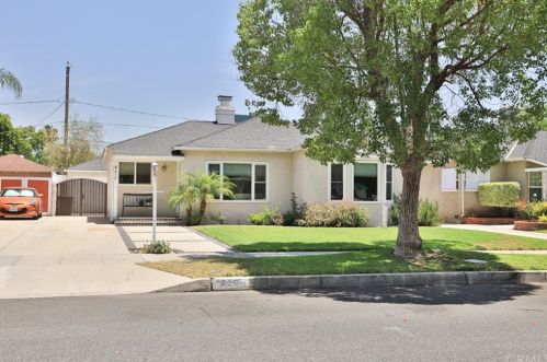 820 Catalina St, Burbank, CA 91505-3019