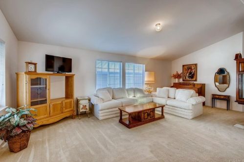 249 Starling Ln, Oceanside, CA 92057-6428