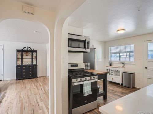 705 Hanover St, Denver CO  80010-3946 exterior