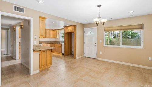 121 Barbara St, Anaheim CA  92806-3825 exterior